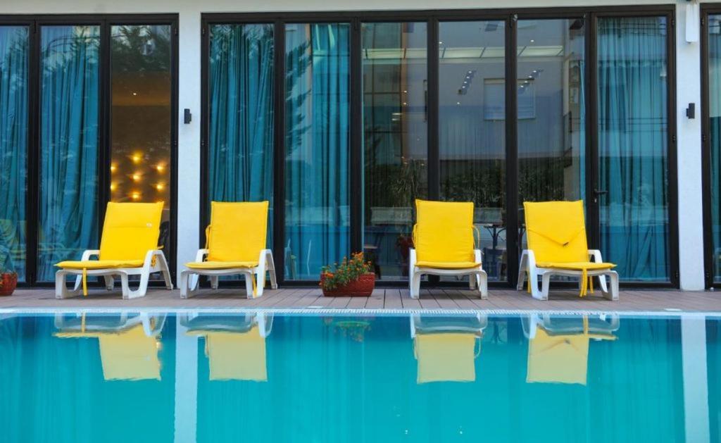 Hotel Leonardo Shkallnur ภายนอก รูปภาพ